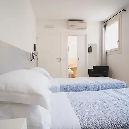 Casa Fola - Centre 2*